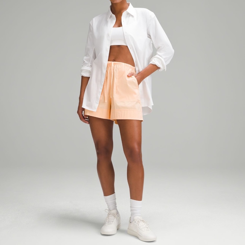 Lululemon Cotton Blend Poplin High rise shorts 4”